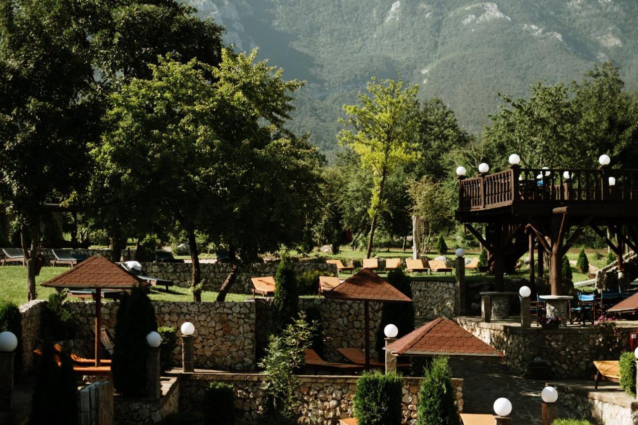 Hotel Etno Centar Balasevic Boljevac Buitenkant foto