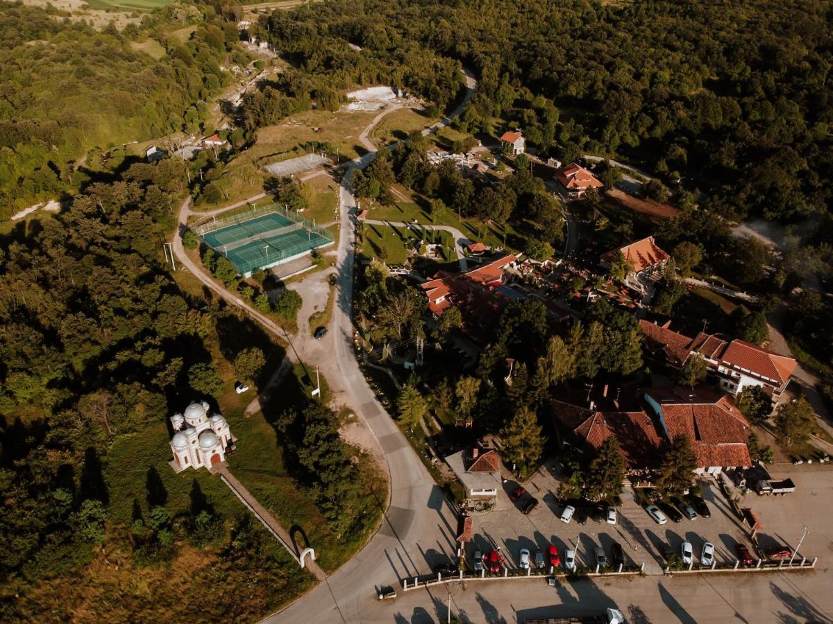 Hotel Etno Centar Balasevic Boljevac Buitenkant foto