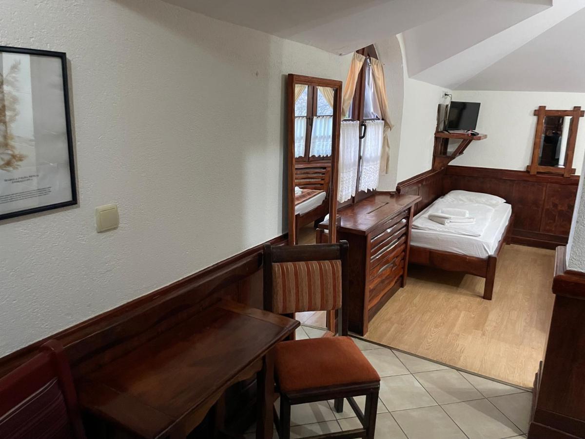 Hotel Etno Centar Balasevic Boljevac Buitenkant foto