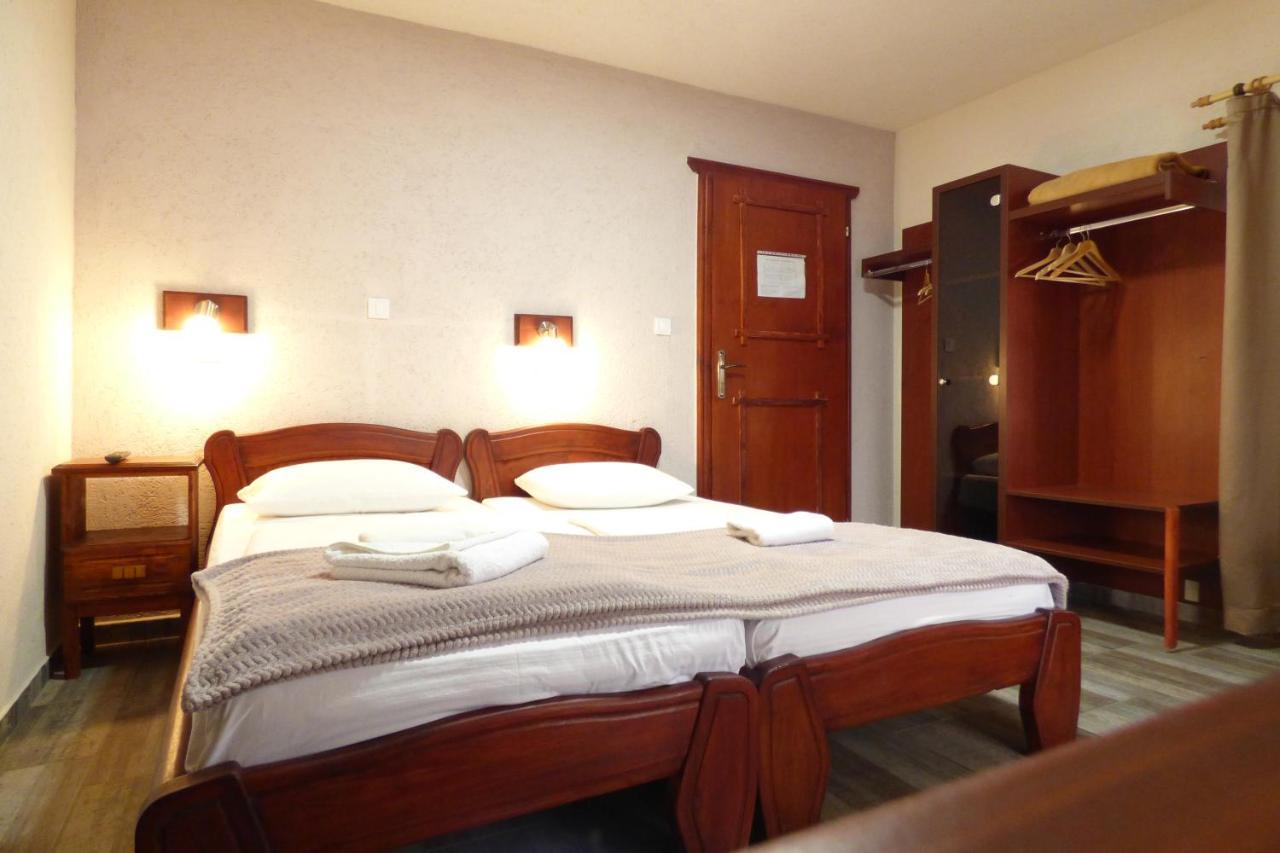 Hotel Etno Centar Balasevic Boljevac Buitenkant foto